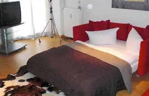 Apartment Schliemannstrasse